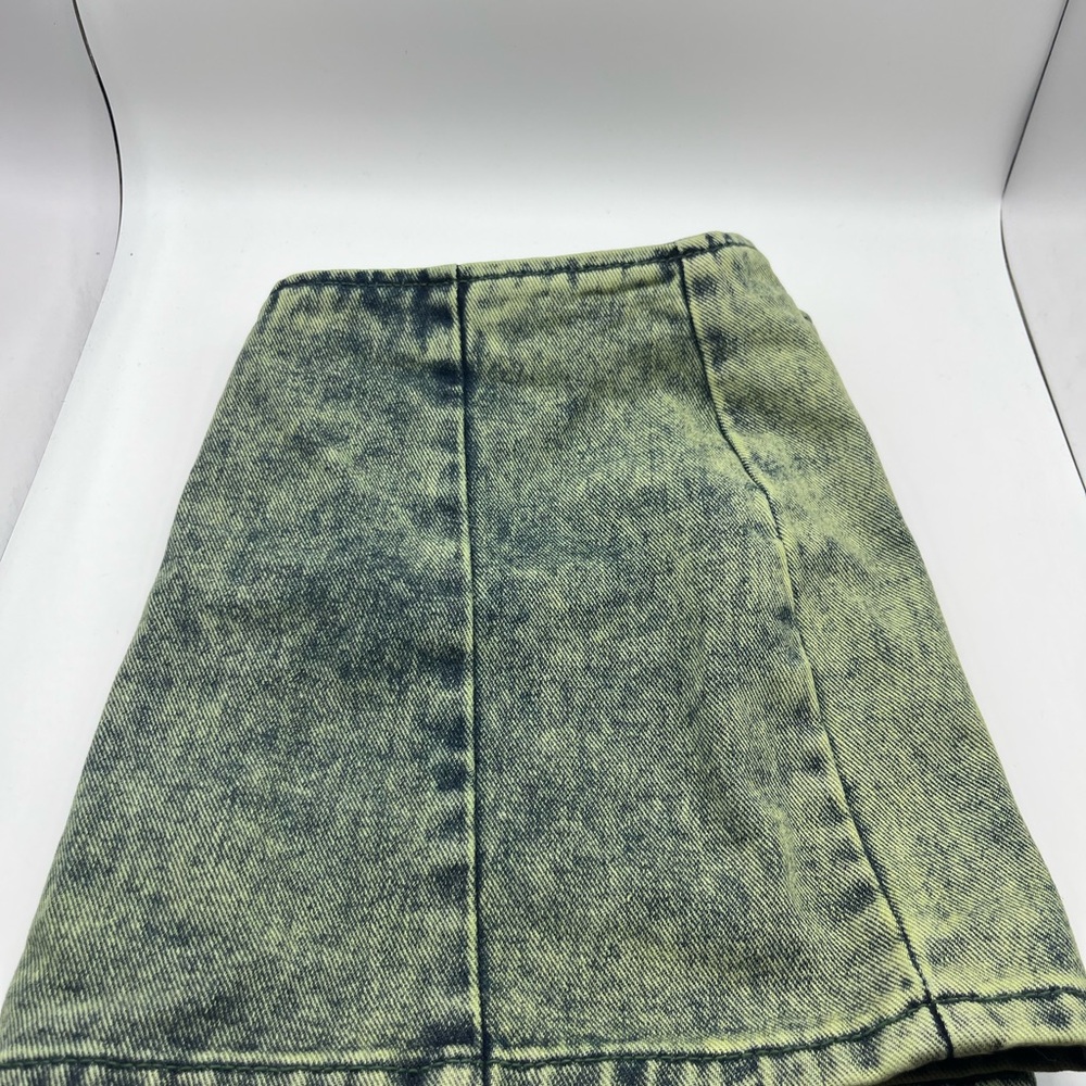 Denim Skirt Set in Washed Green